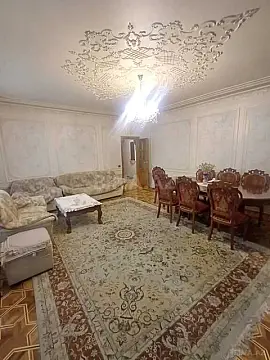 Satılır 5 otaqlı mənzil 115 m²