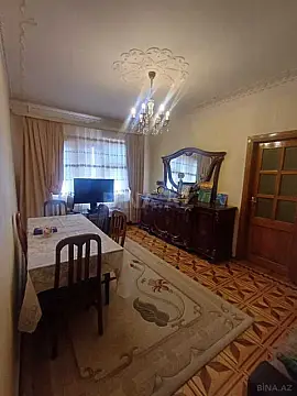 Satılır 5 otaqlı mənzil 115 m²