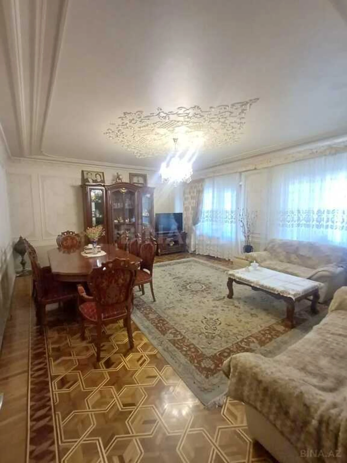 Satılır 5 otaqlı mənzil 115 m²