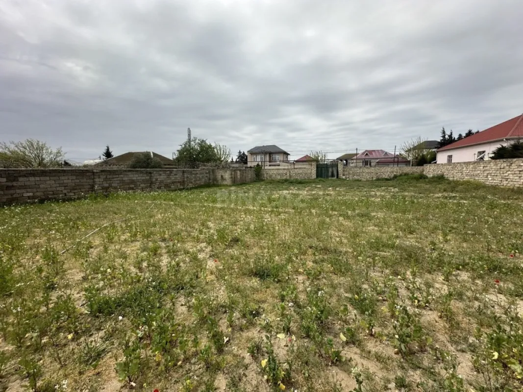 Satılır torpaq sahəsi 12 m²