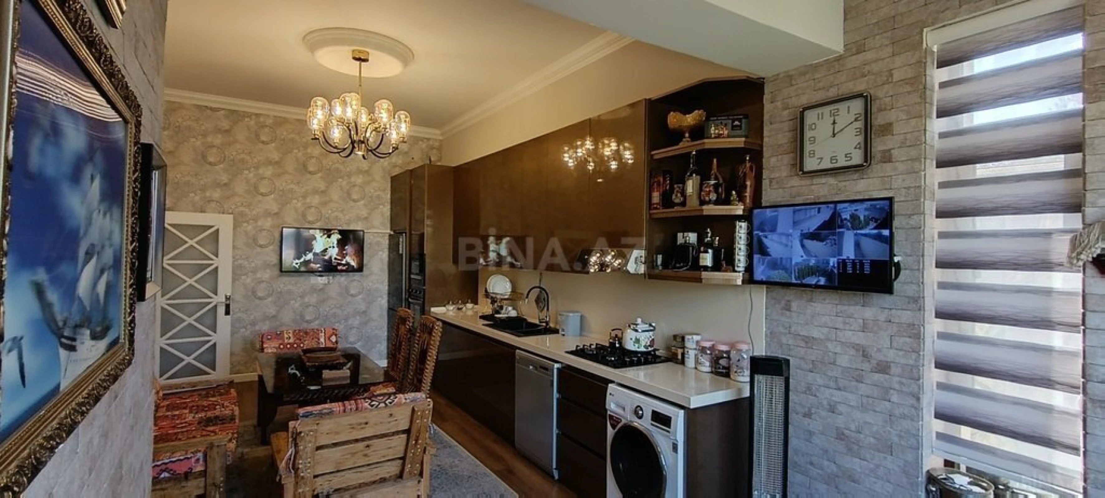 Kirayə verilir 6 otaqlı həyət evi 580 m²