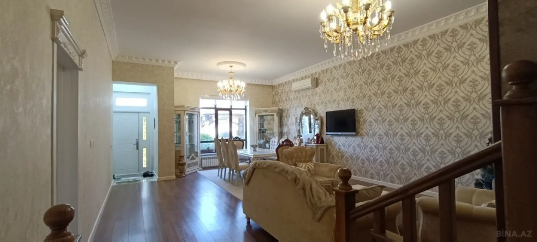 Kirayə verilir 6 otaqlı həyət evi 580 m²