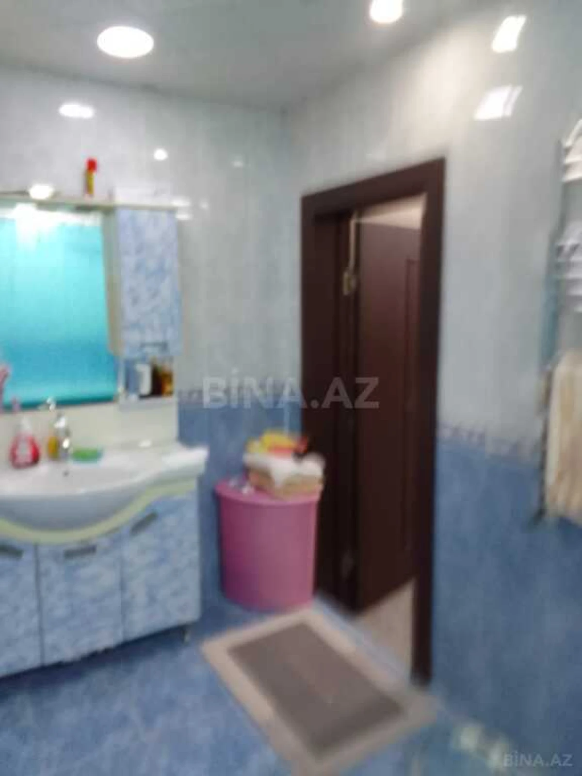 Satılır 4 otaqlı mənzil 110 m²
