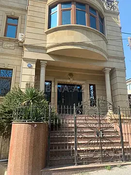 Kirayə verilir 6 otaqlı həyət evi 250 m² — Bakı 6 otaq 250.00 m²