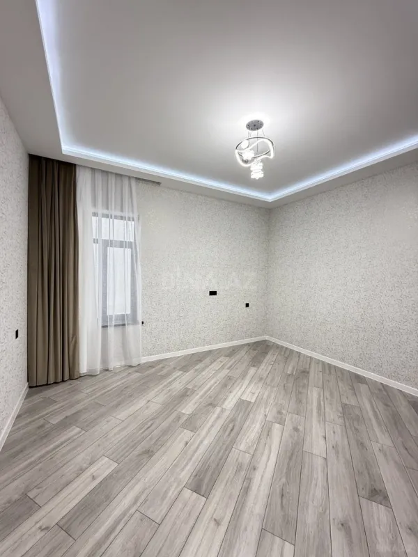 Satılır 4 otaqlı həyət evi 160 m²