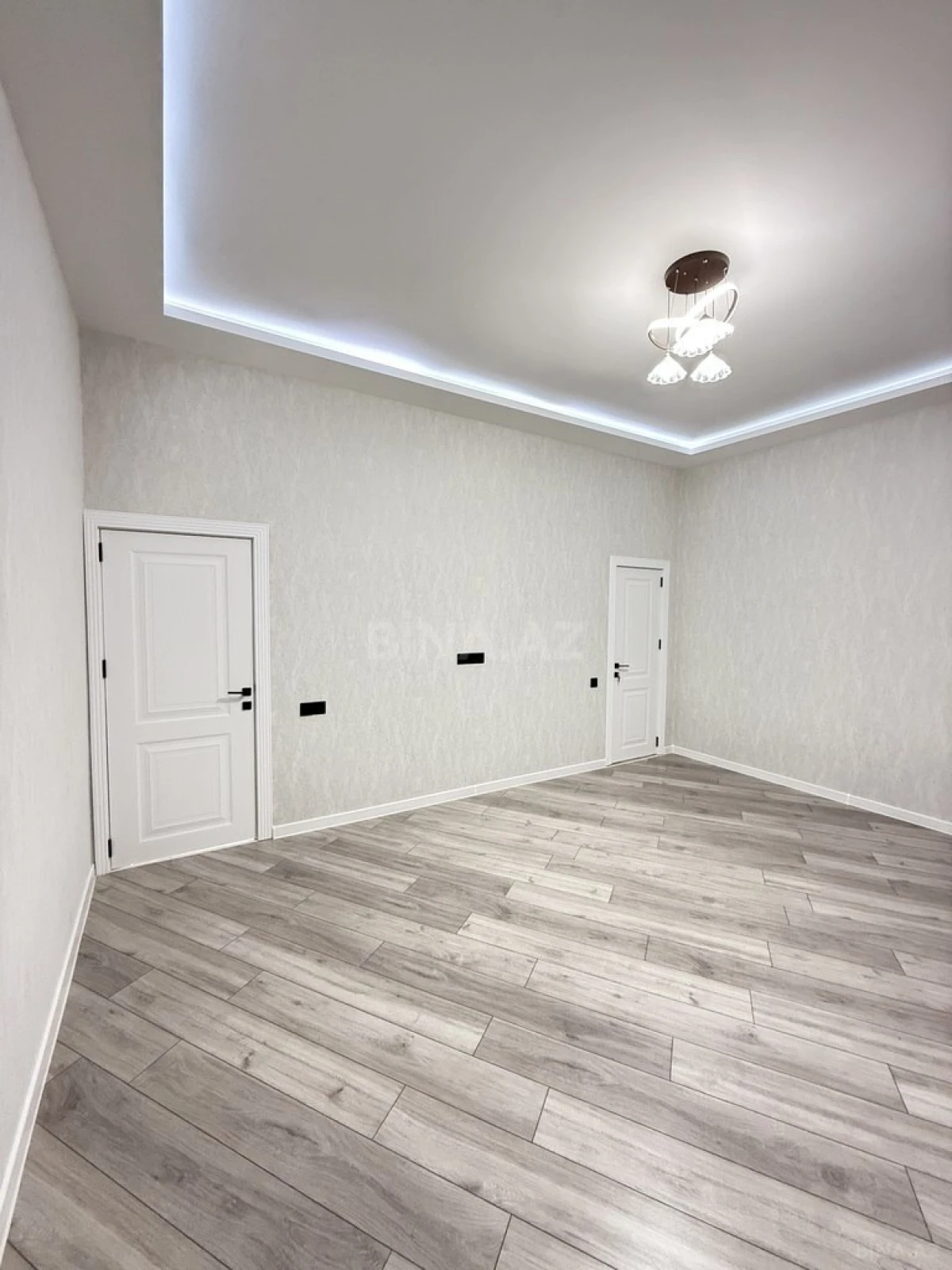 Satılır 4 otaqlı həyət evi 160 m²