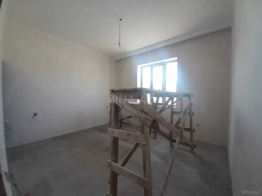 Satılır 4 otaqlı həyət evi 156 m²