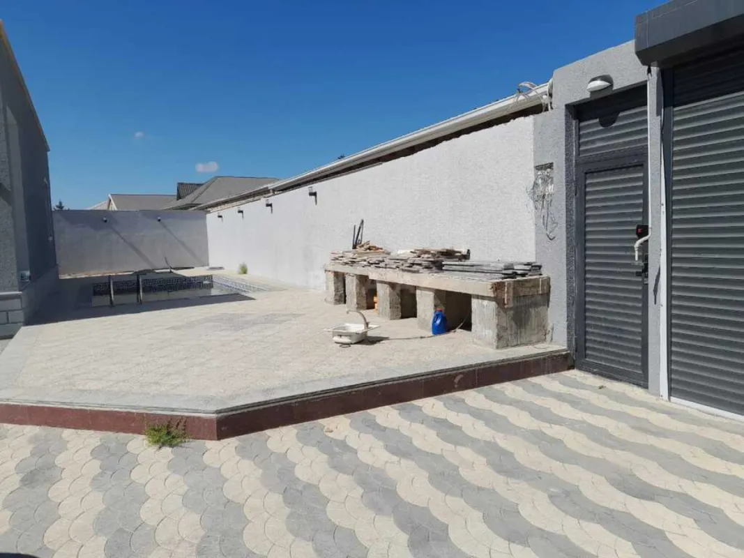 Satılır 4 otaqlı həyət evi 156 m²