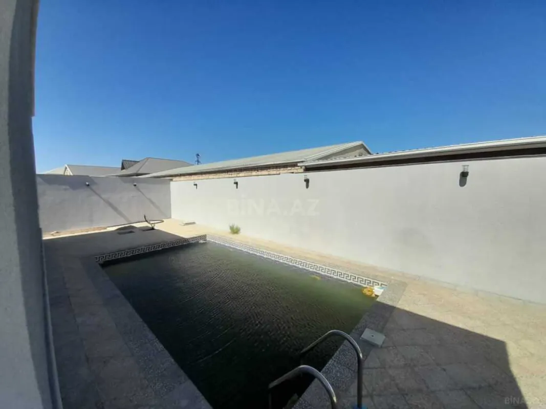 Satılır 4 otaqlı həyət evi 156 m²