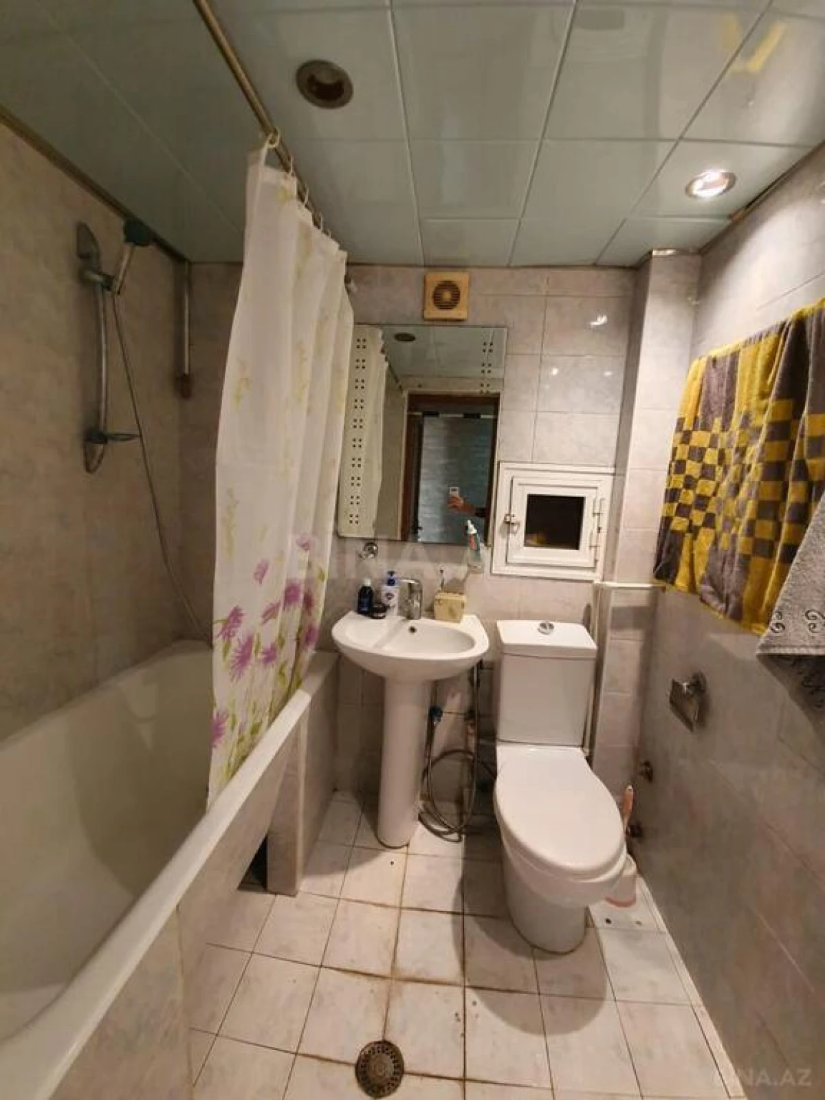 Kirayə verilir 2 otaqlı mənzil 50 m²