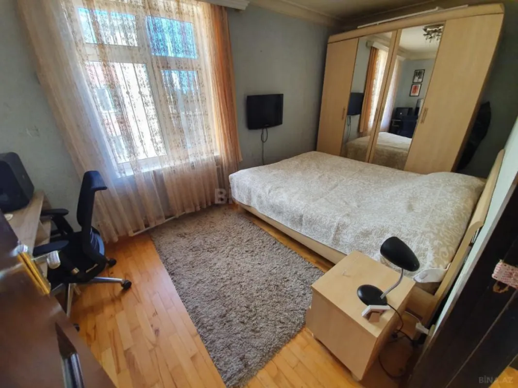 Kirayə verilir 2 otaqlı mənzil 50 m²
