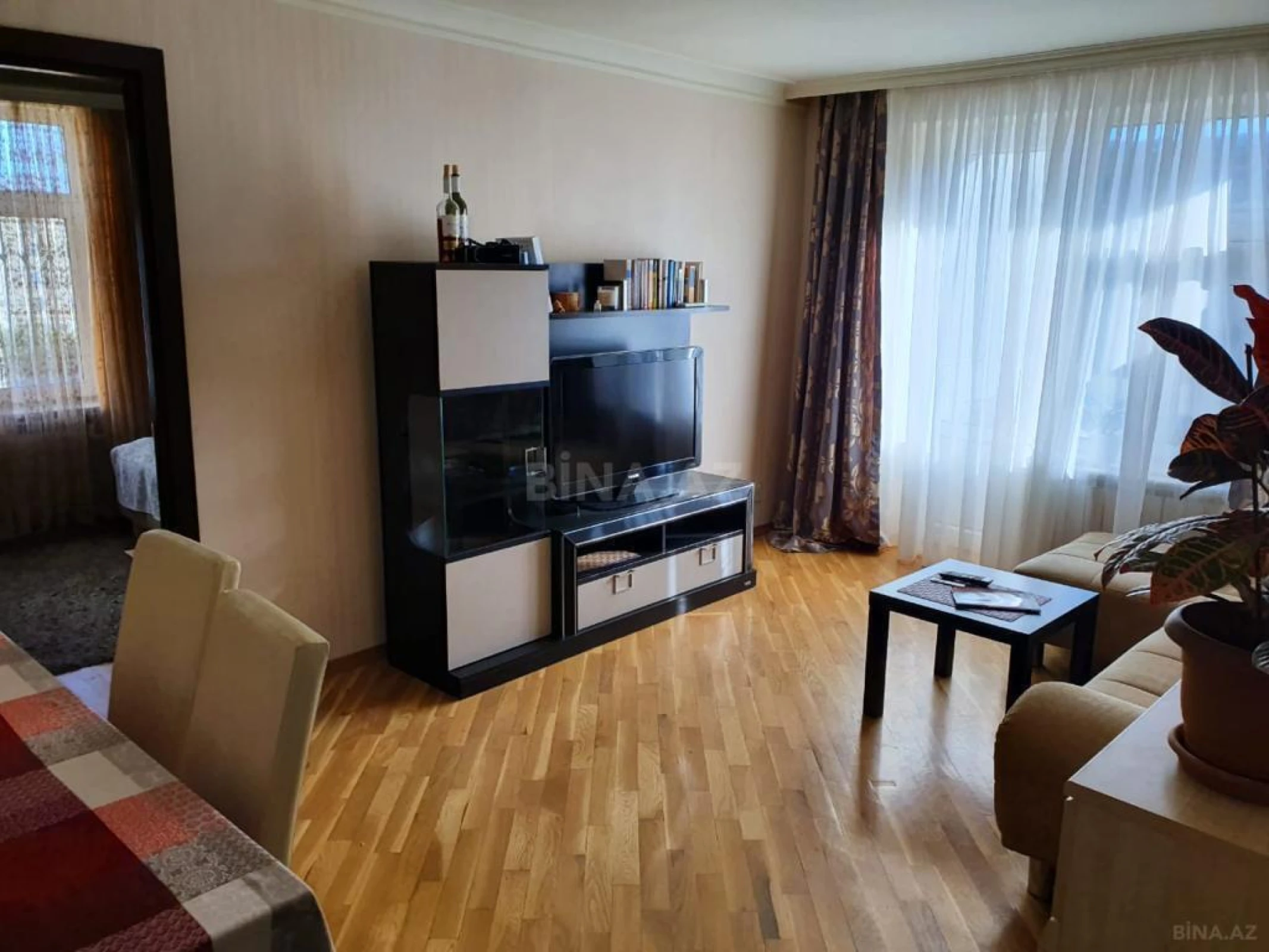 Kirayə verilir 2 otaqlı mənzil 50 m²