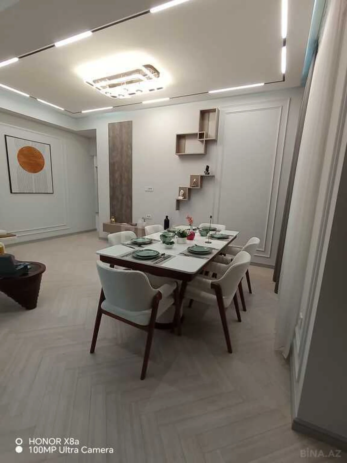 Satılır 3 otaqlı mənzil 125 m²
