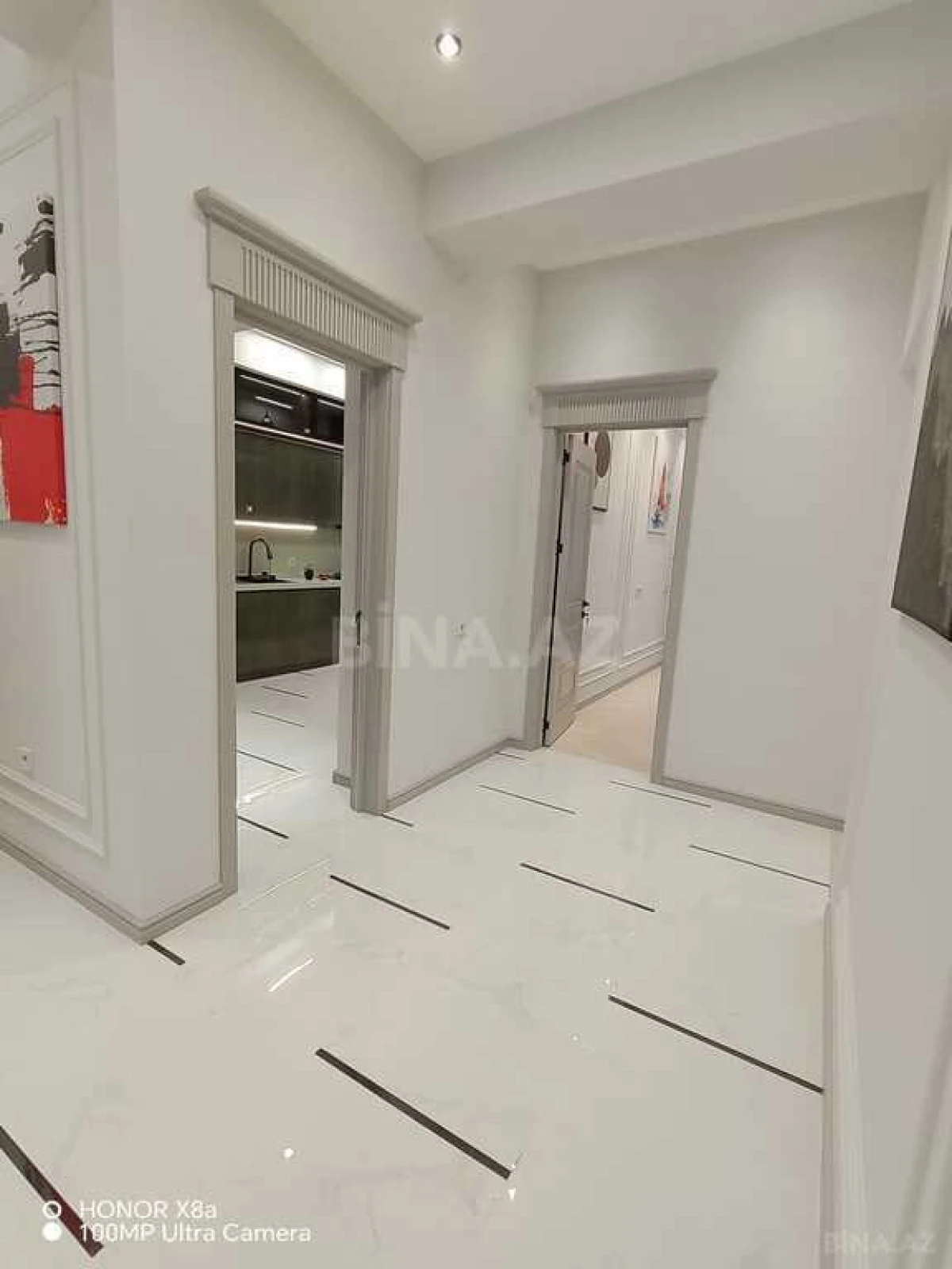 Satılır 3 otaqlı mənzil 125 m²