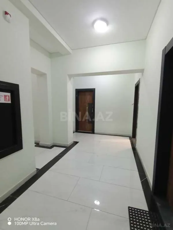Satılır 3 otaqlı mənzil 125 m²