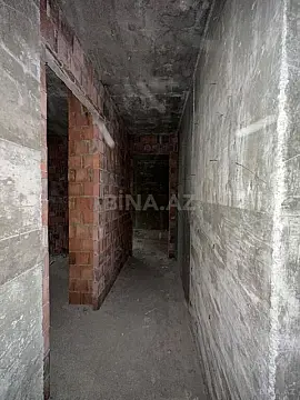 Satılır 3 otaqlı mənzil 157 m²