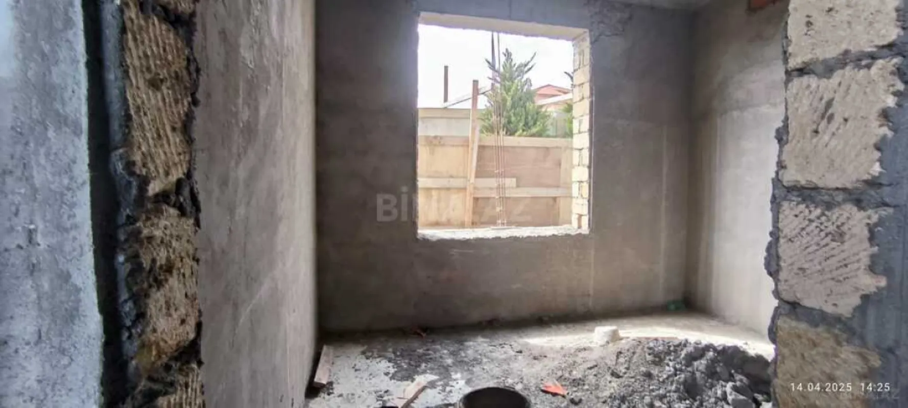 Satılır 6 otaqlı həyət evi 436 m²