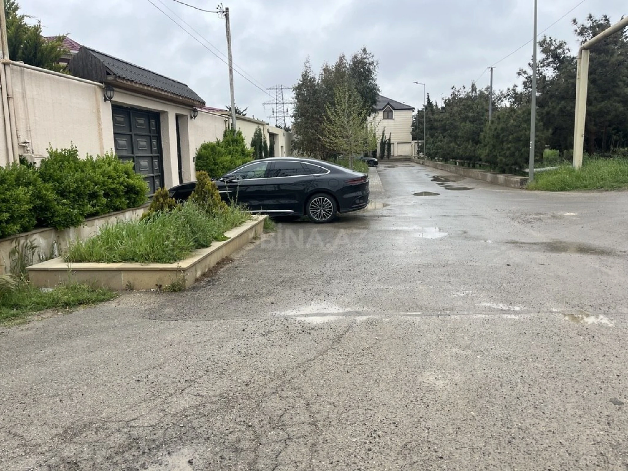 Satılır torpaq sahəsi 12 m²