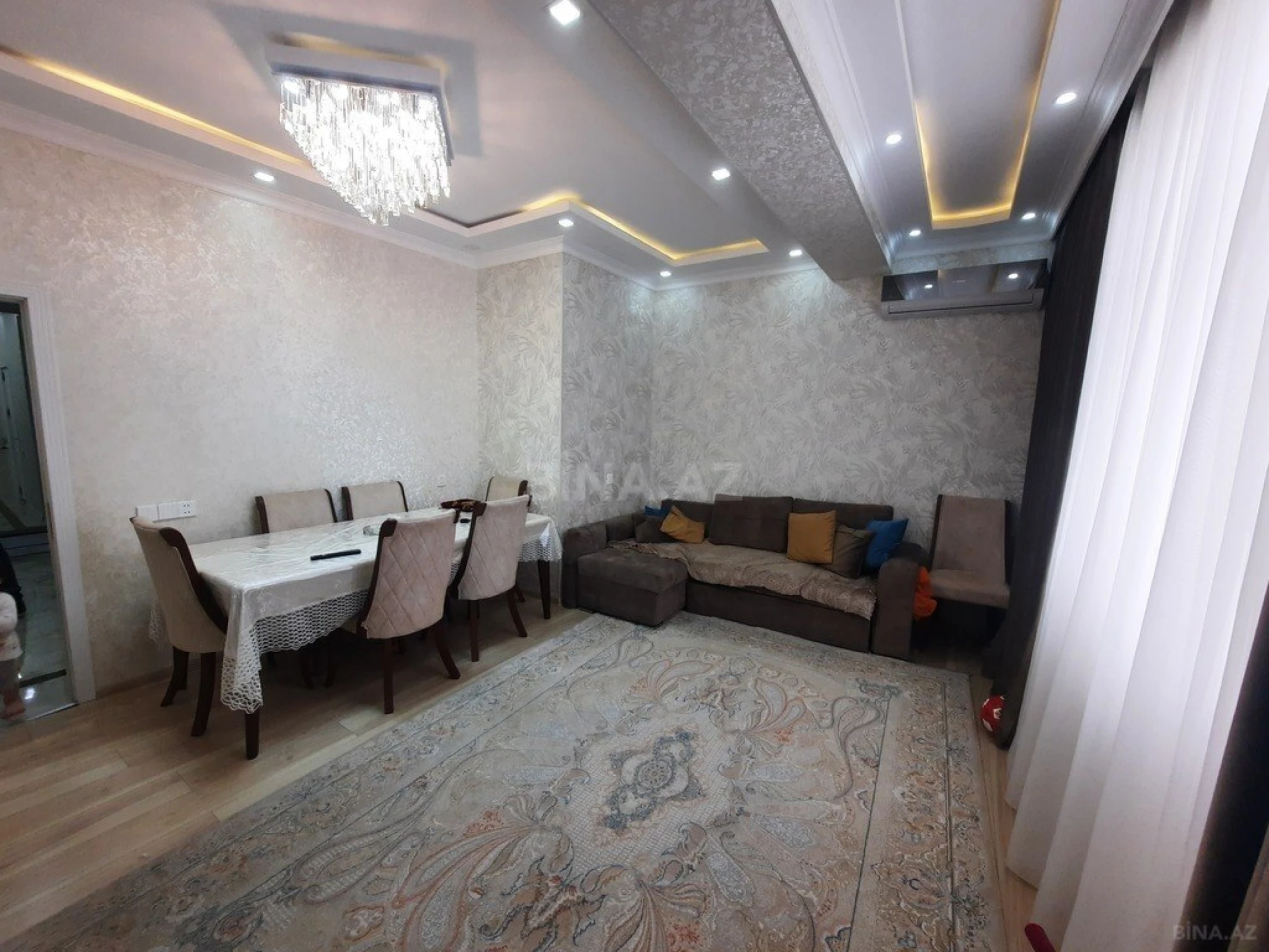 Satılır 3 otaqlı mənzil 90 m²