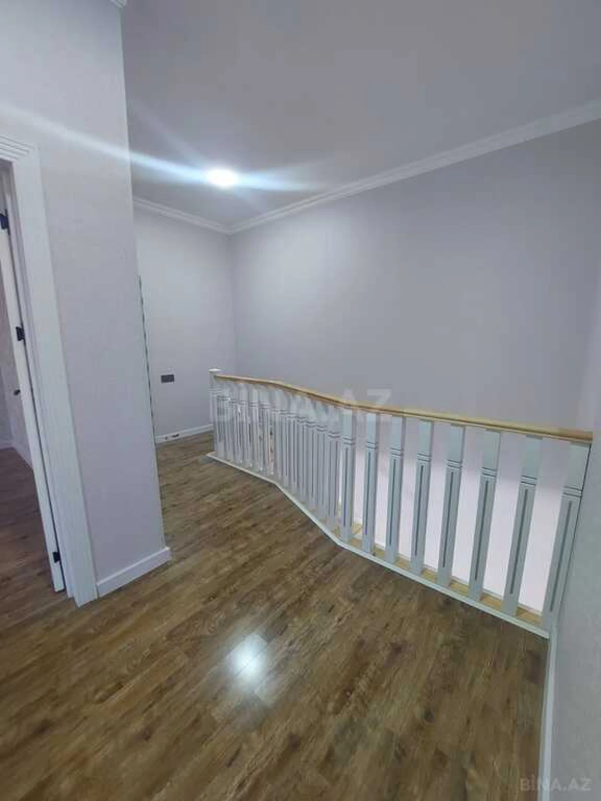 Satılır 5 otaqlı həyət evi 200 m²