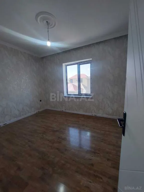 Satılır 5 otaqlı həyət evi 200 m²