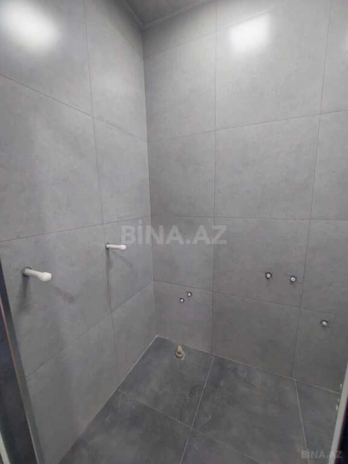 Satılır 5 otaqlı həyət evi 200 m²