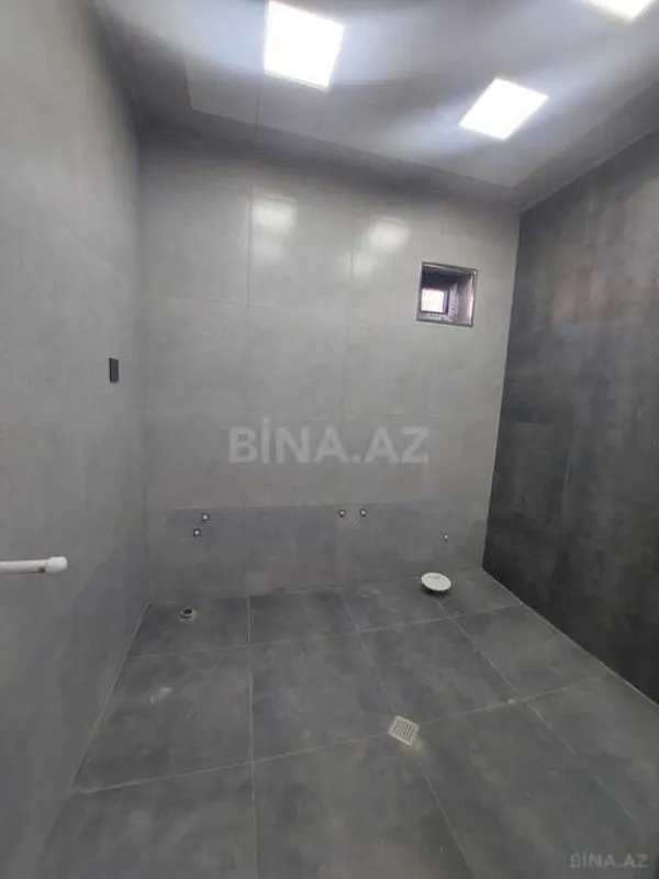 Satılır 5 otaqlı həyət evi 200 m²