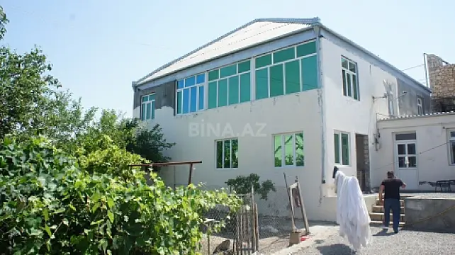 Satılır 5 otaqlı həyət evi 155.9 m² — Gəncə 5 otaq 155.90 m²