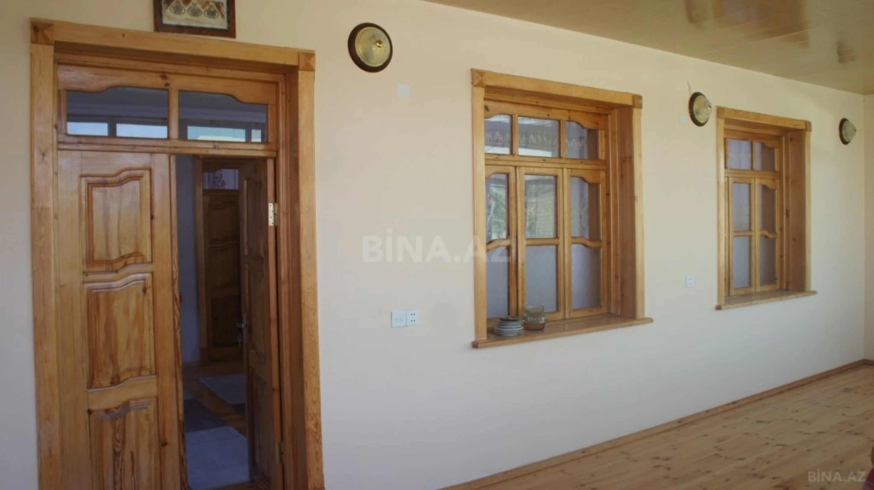 Satılır 5 otaqlı həyət evi 155.9 m²
