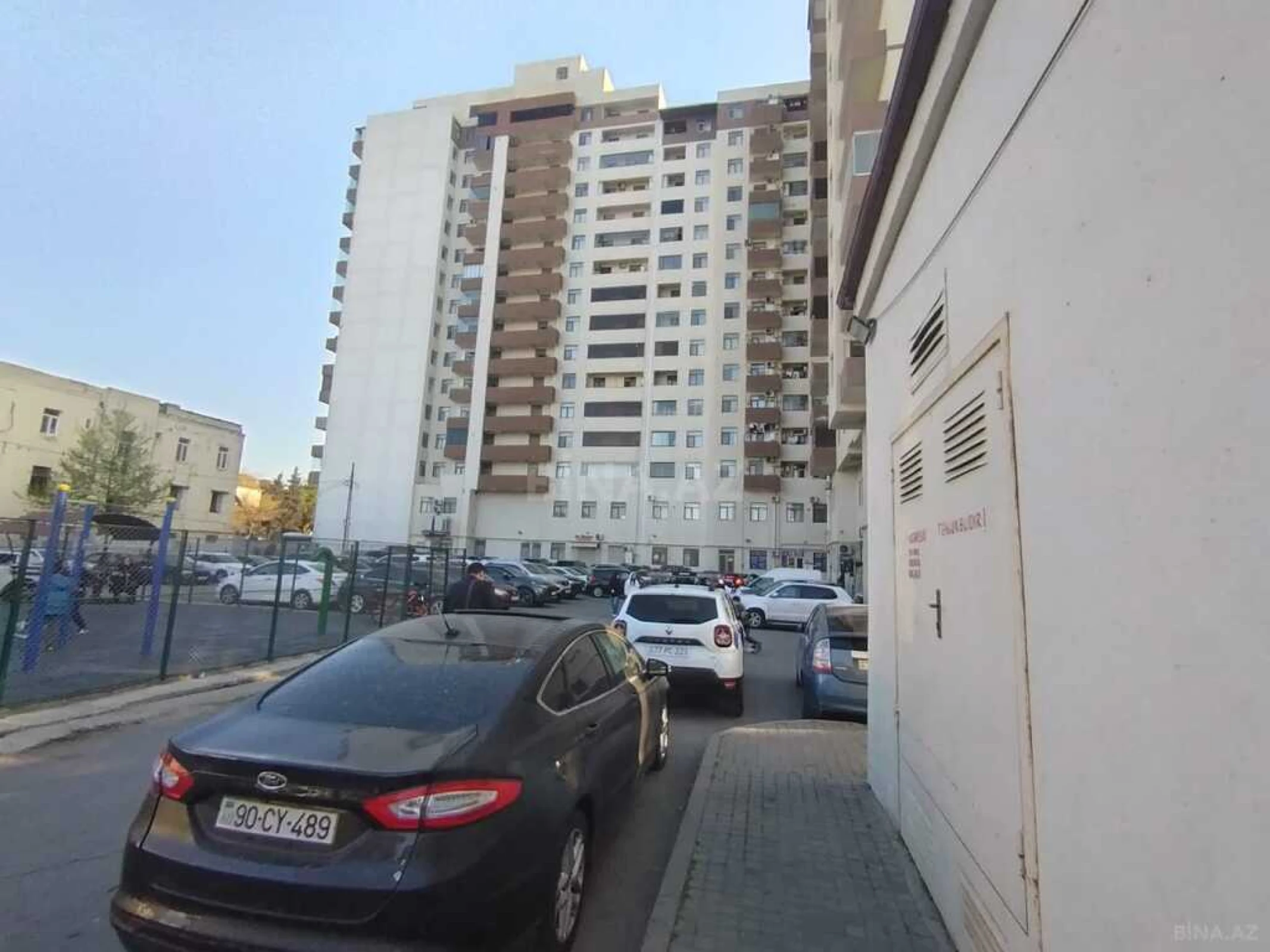 Satılır 2 otaqlı mənzil 53 m²