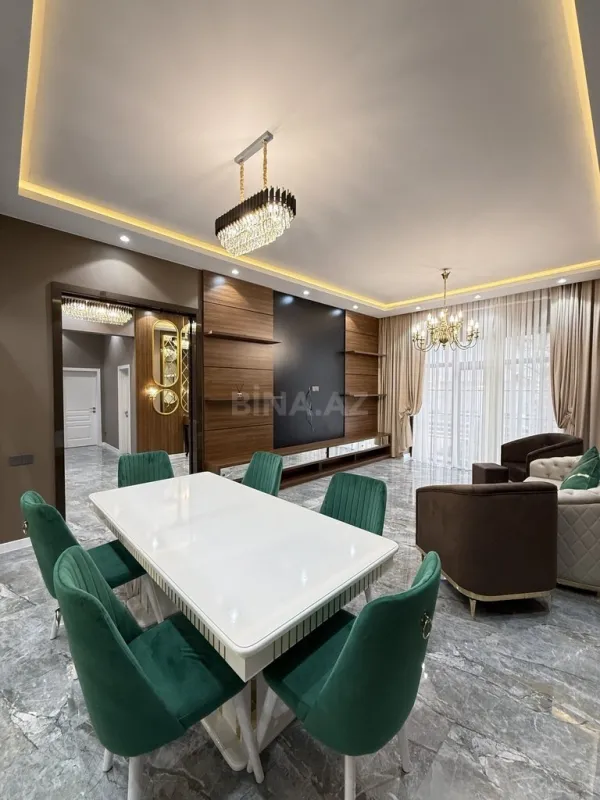Satılır 4 otaqlı həyət evi 200 m²