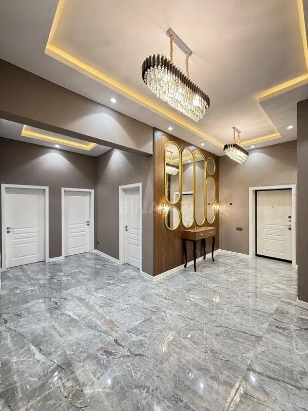 Satılır 4 otaqlı həyət evi 200 m²