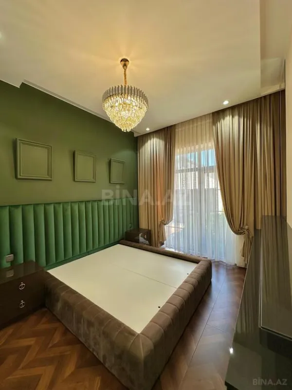 Satılır 5 otaqlı həyət evi 220 m²