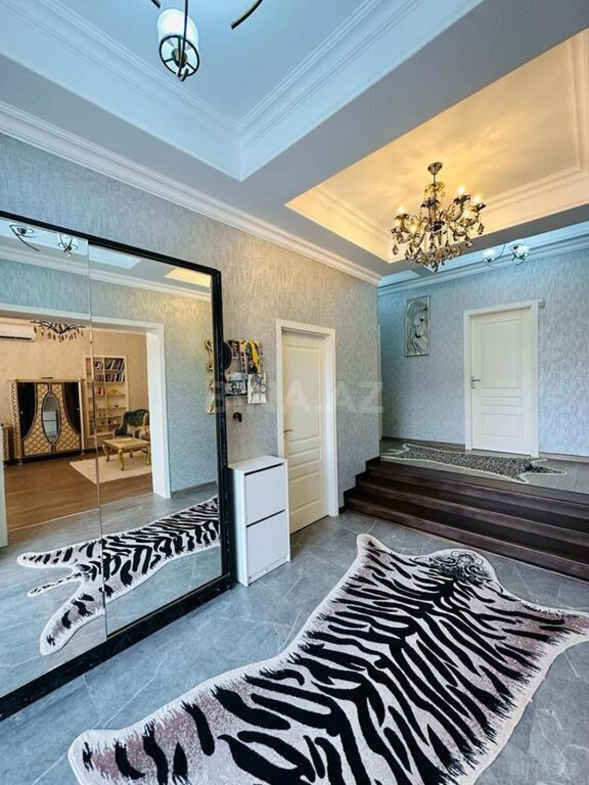 Kirayə verilir 4 otaqlı həyət evi 240 m²