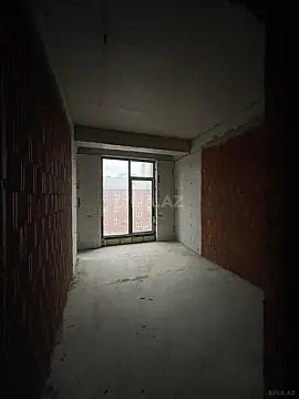 Satılır 3 otaqlı mənzil 122 m²