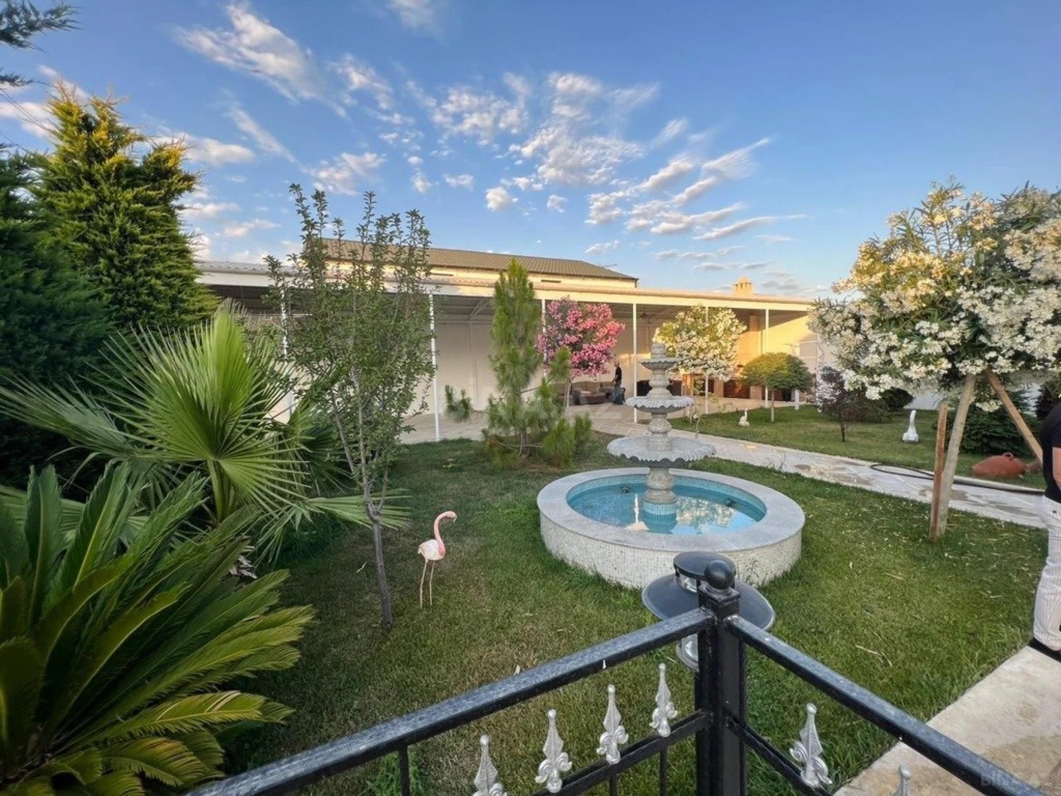 Kirayə verilir 4 otaqlı həyət evi 280 m²