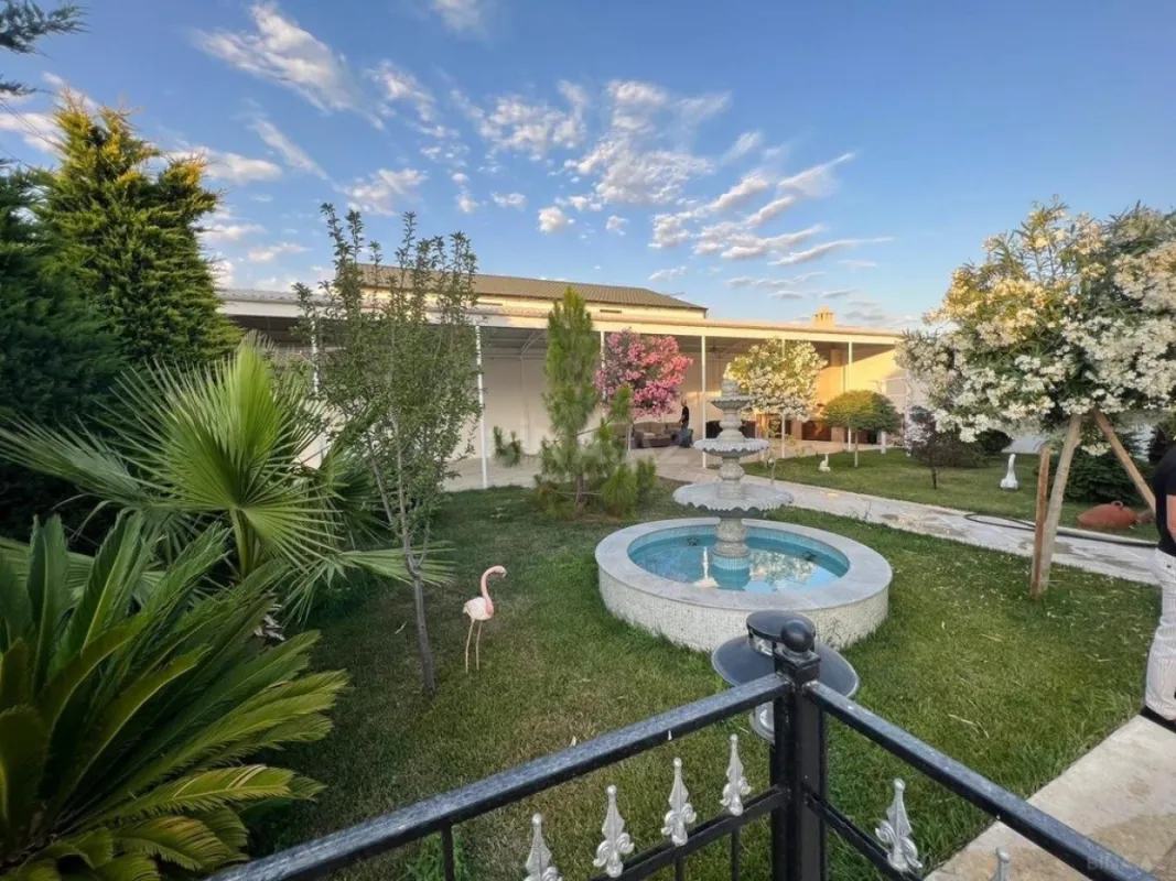 Kirayə verilir 4 otaqlı həyət evi 280 m²