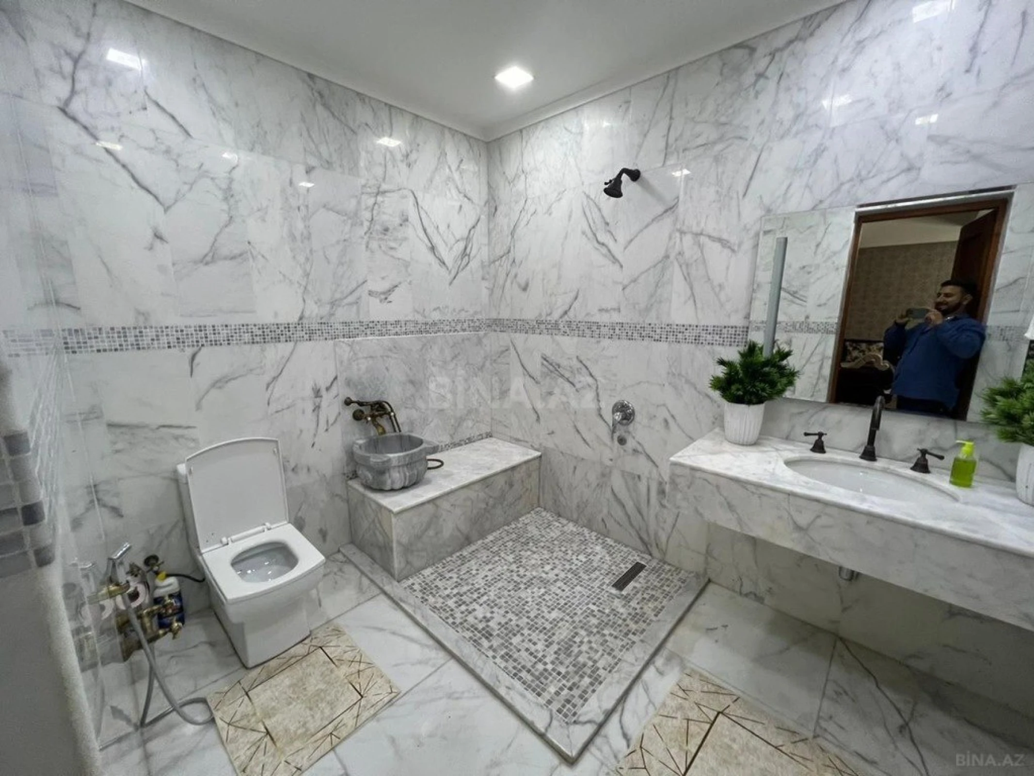 Kirayə verilir 4 otaqlı həyət evi 280 m²