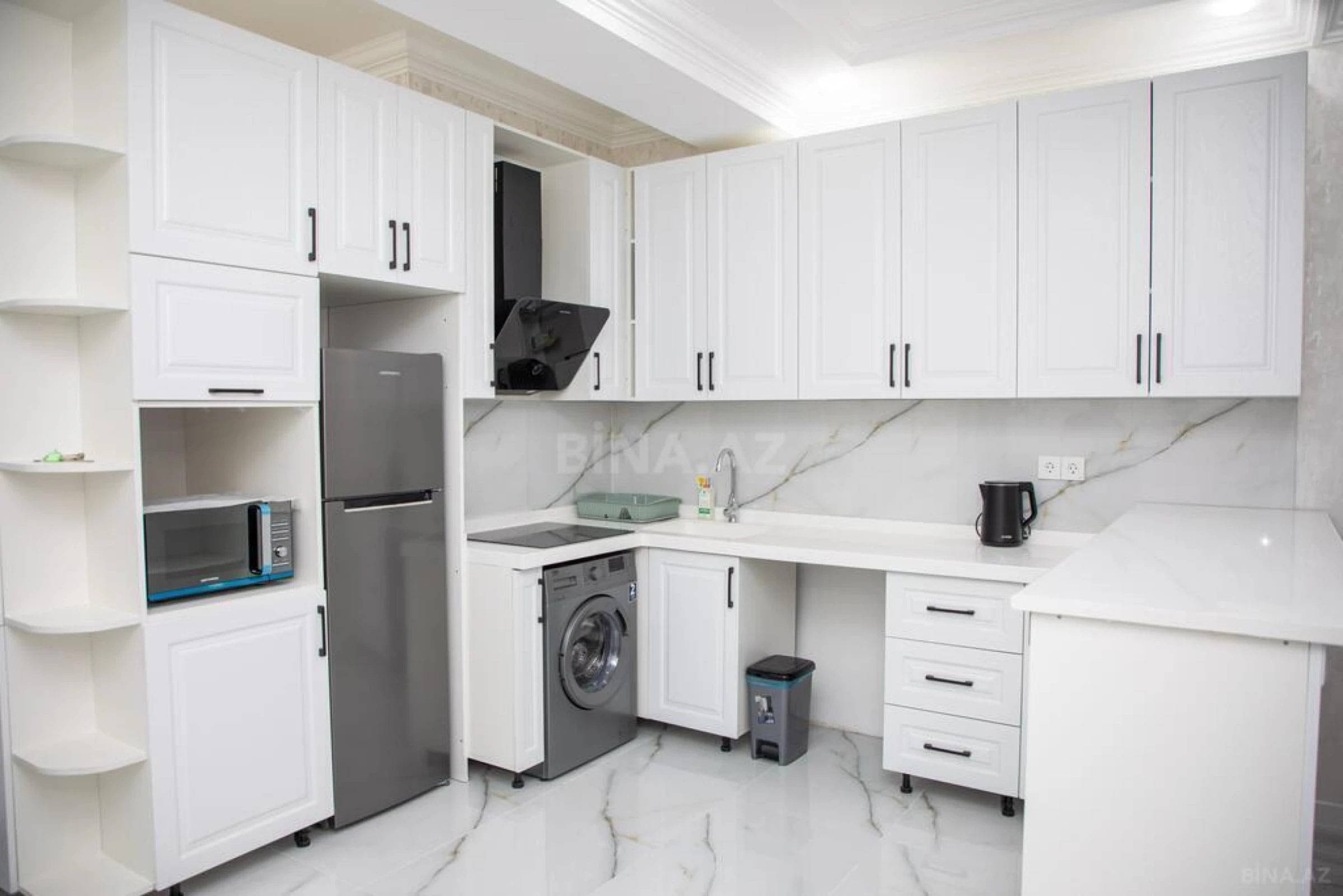 Kirayə verilir 2 otaqlı mənzil 65 m²