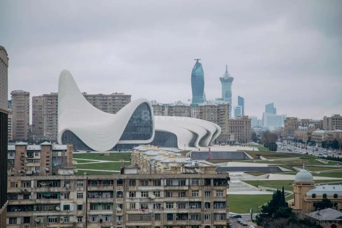 Kirayə verilir 2 otaqlı mənzil 65 m²