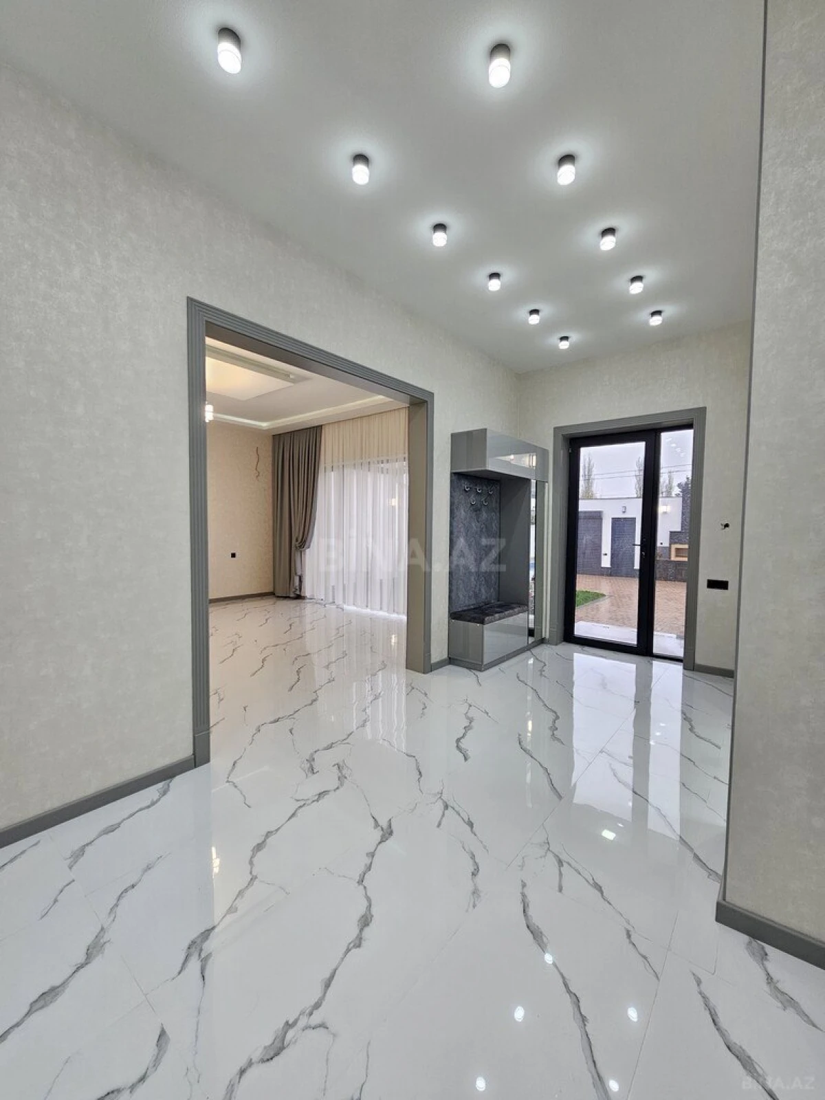 Satılır 4 otaqlı həyət evi 170 m²