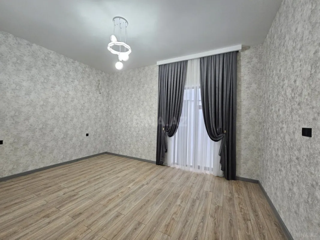 Satılır 4 otaqlı həyət evi 170 m²