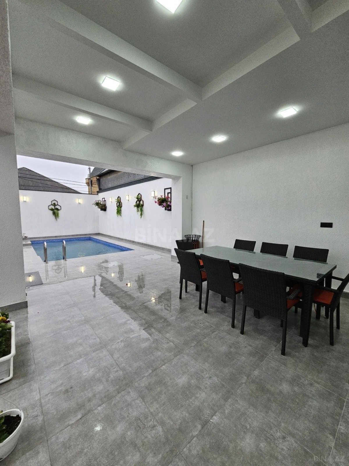 Satılır 4 otaqlı həyət evi 170 m²