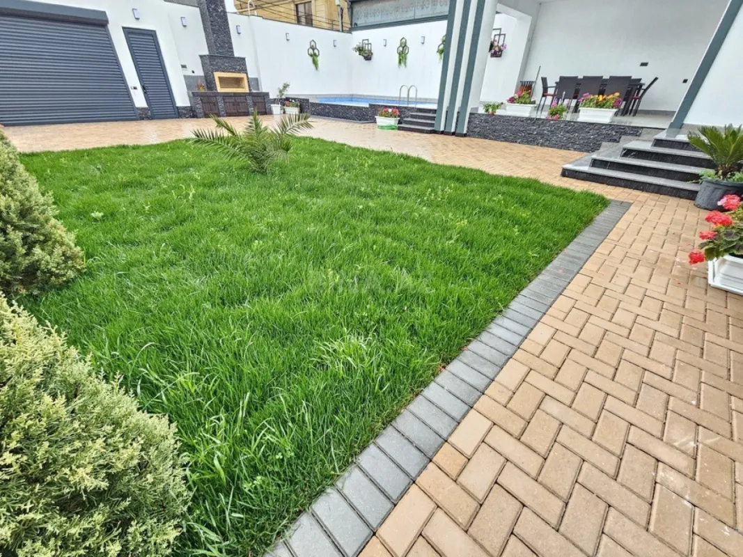 Satılır 4 otaqlı həyət evi 170 m²