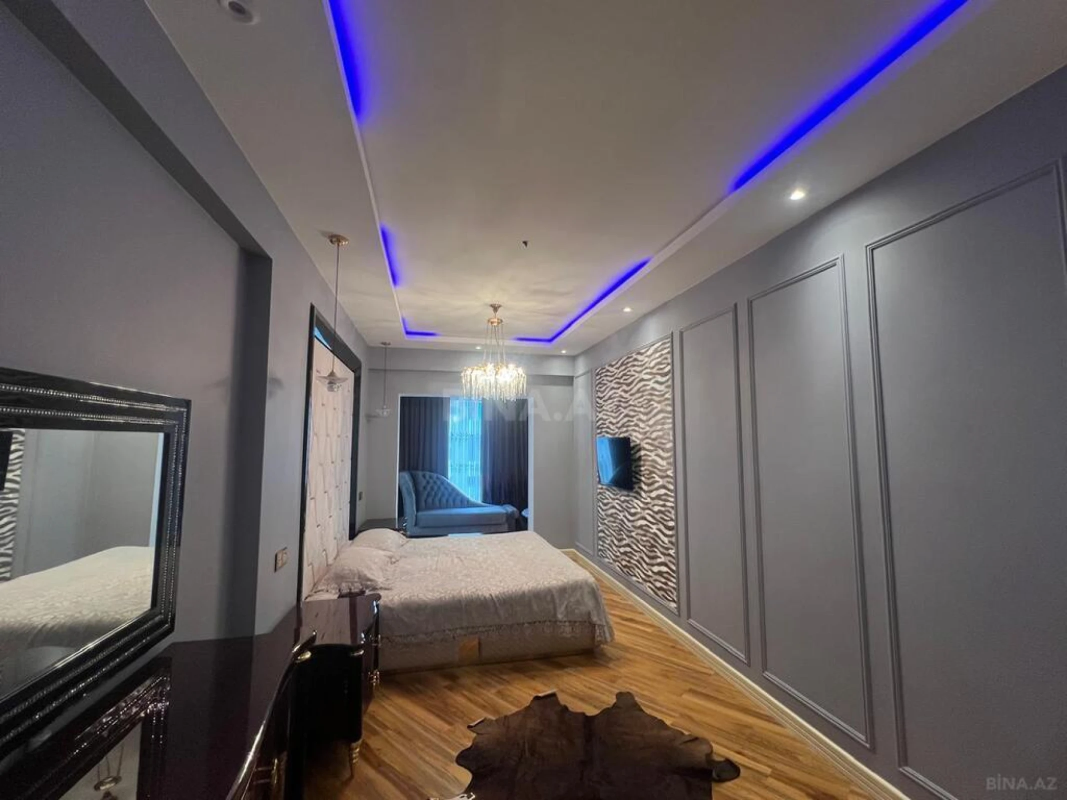 Satılır 3 otaqlı mənzil 141 m²