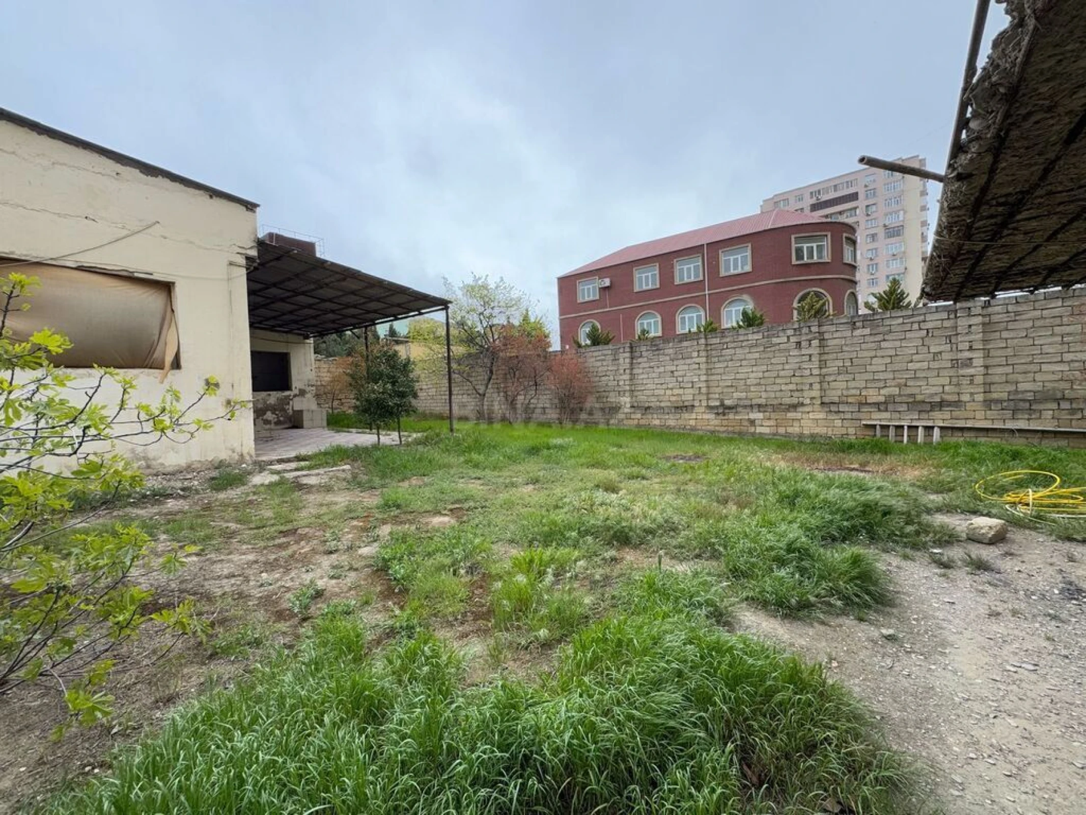 Satılır torpaq sahəsi 5 m²