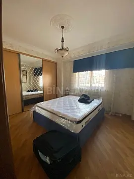 Satılır 3 otaqlı mənzil 160 m²