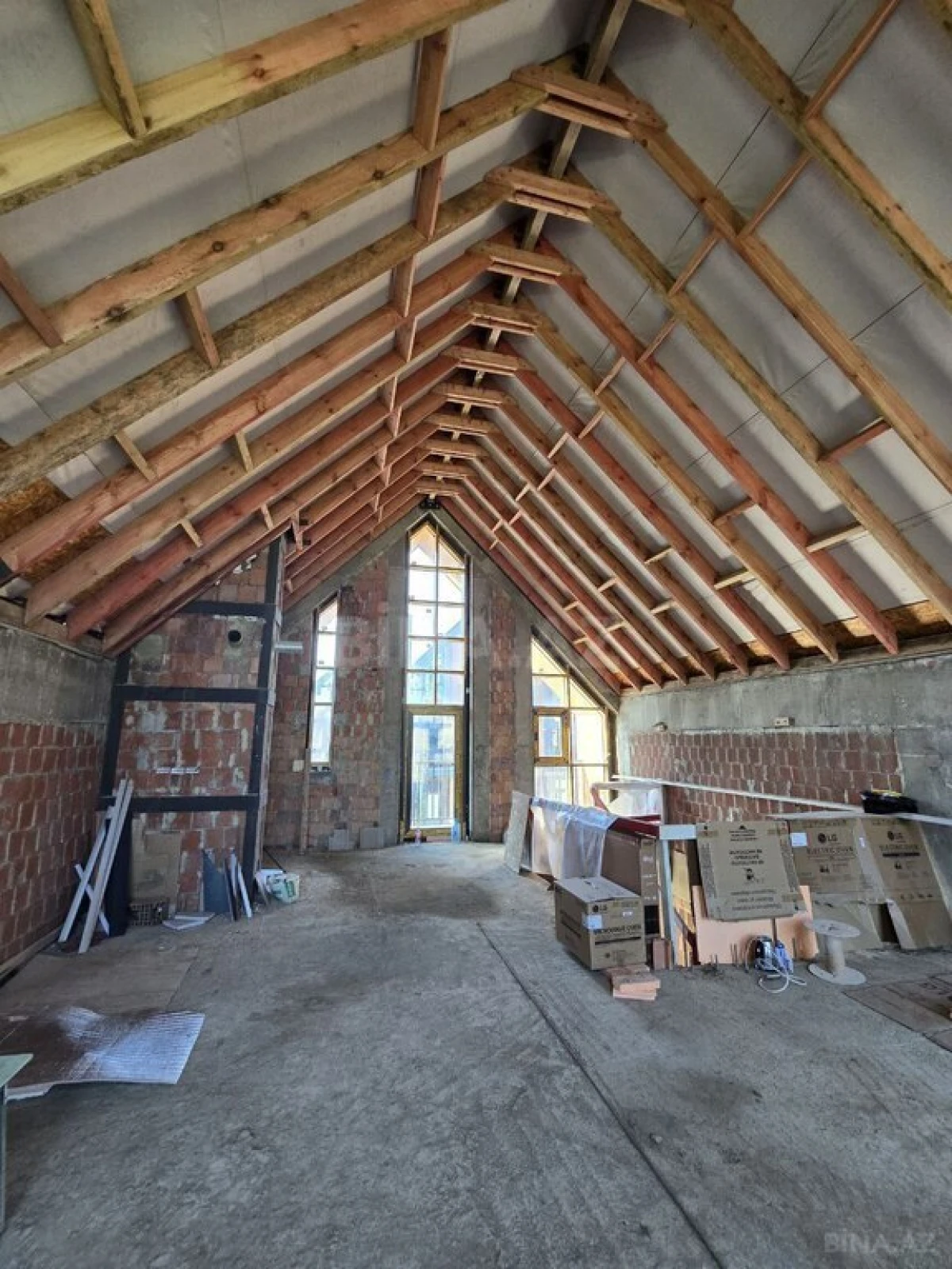 Satılır 1 otaqlı həyət evi 95 m²