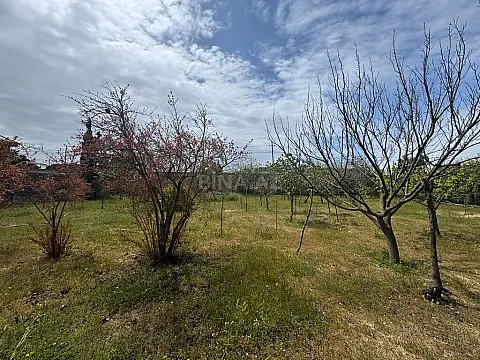 Satılır torpaq sahəsi 25 m²