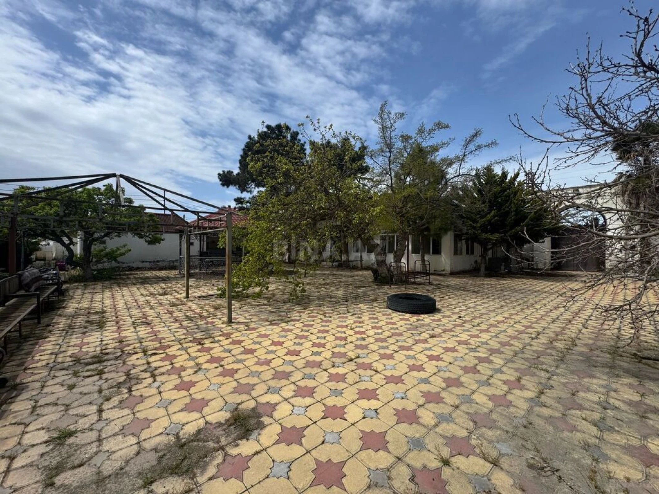 Satılır torpaq sahəsi 25 m²